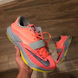 Nike kd 7 35,000 size 10 no box